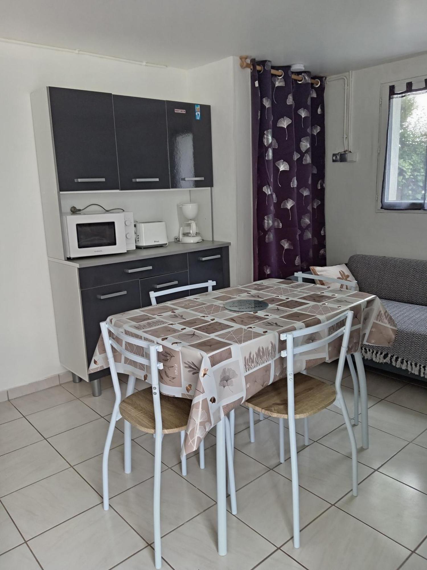 Location Saisonniere Apartment Cozes Luaran gambar