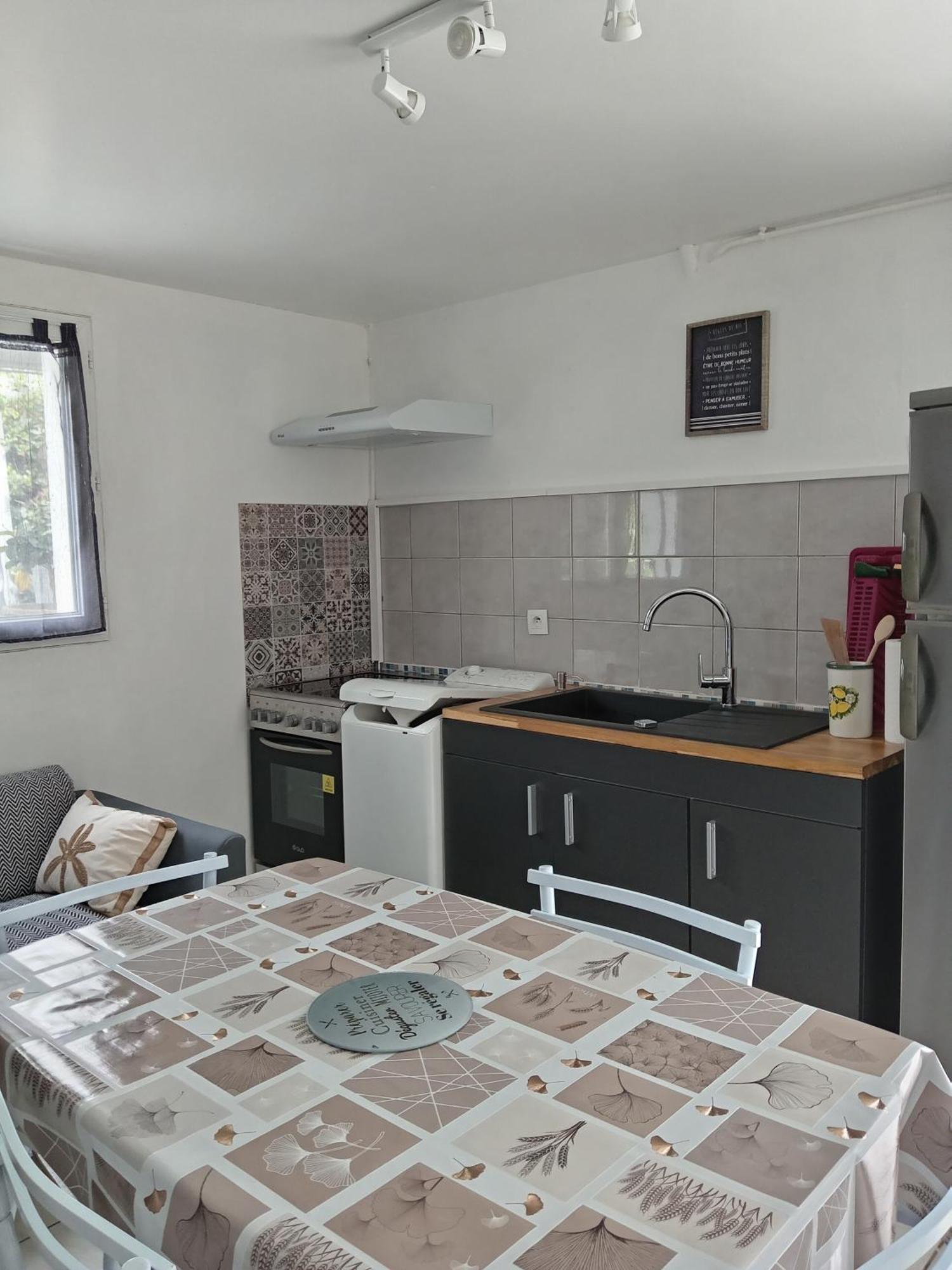 Location Saisonniere Apartment Cozes Luaran gambar